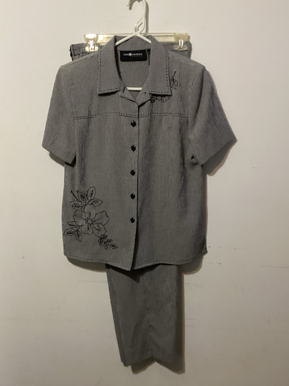 Vintage Sag Harbor 2-Piece Pant Set Black White Gingham Embroidery 8 Talla